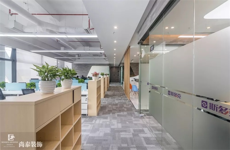 辦公室裝修實(shí)景圖