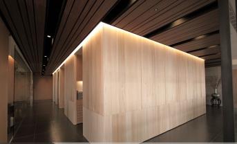 深圳辦公室裝修案例：和家一樣舒適！善用建材打造樸質(zhì)內(nèi)斂的辦公室